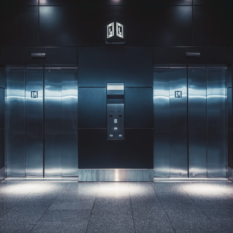 Double elevator in a shopping mall